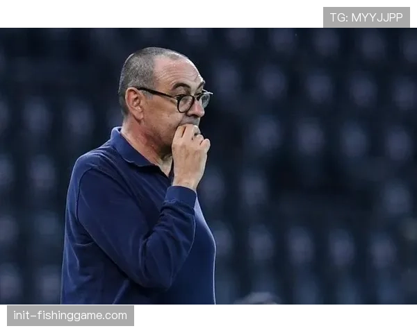 场边花絮：小因扎吉与萨里场边激烈争论，第四官员介入调停